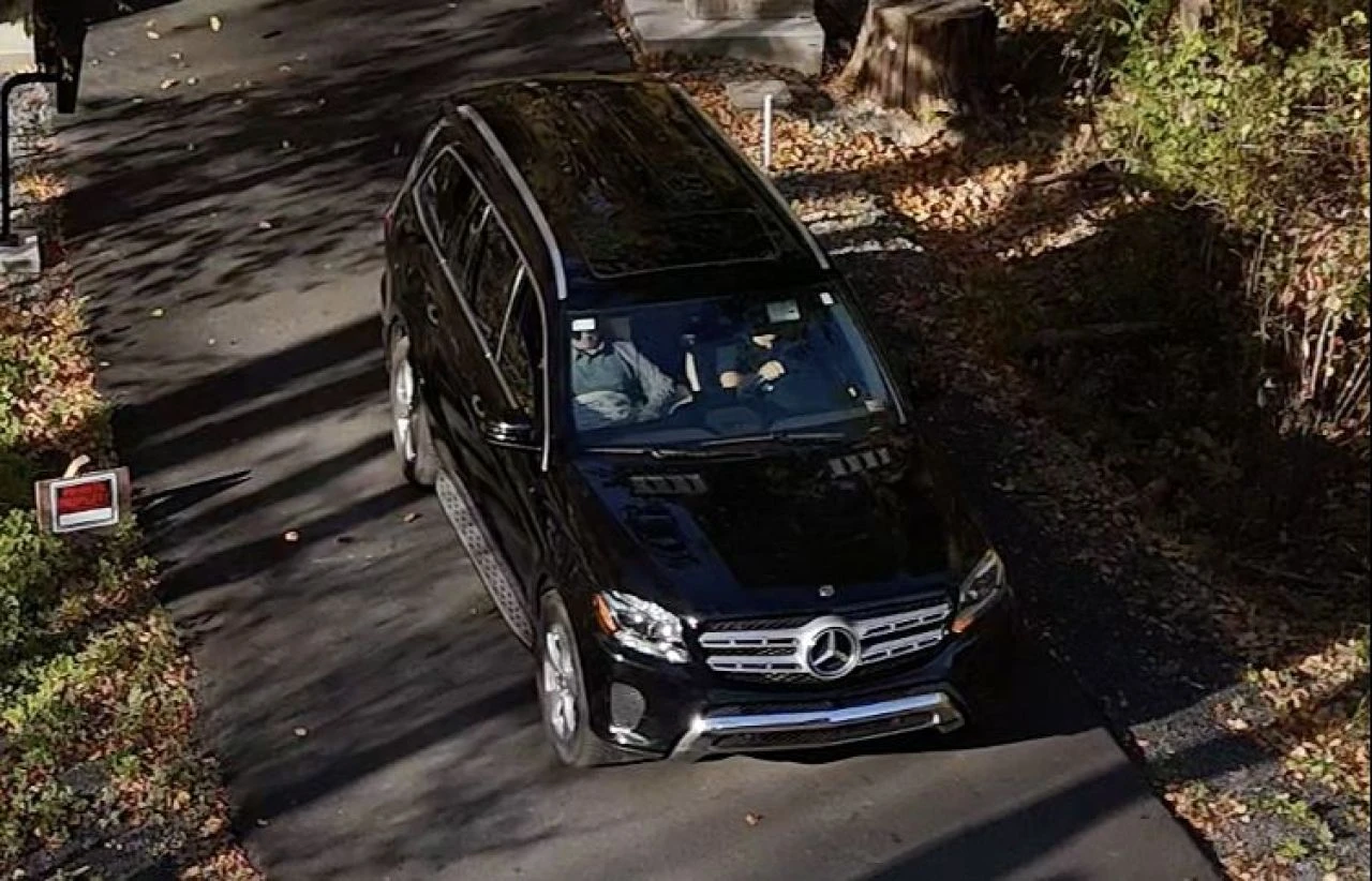 Fethullah Gülen'in son hali ortaya çıktı! FETÖ elebaşı yeni malikanesinden çıkarken görüntülendi