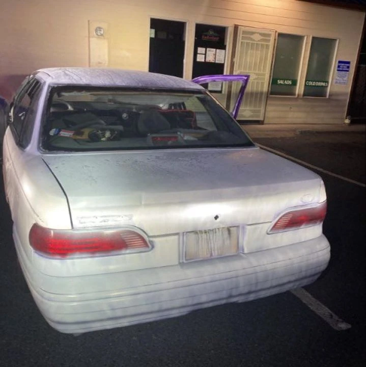 ''Kesinlikle uyuşturucu yok'' yazılı çantadan çıkmayan kalmadı! Polis bile şoke oldu