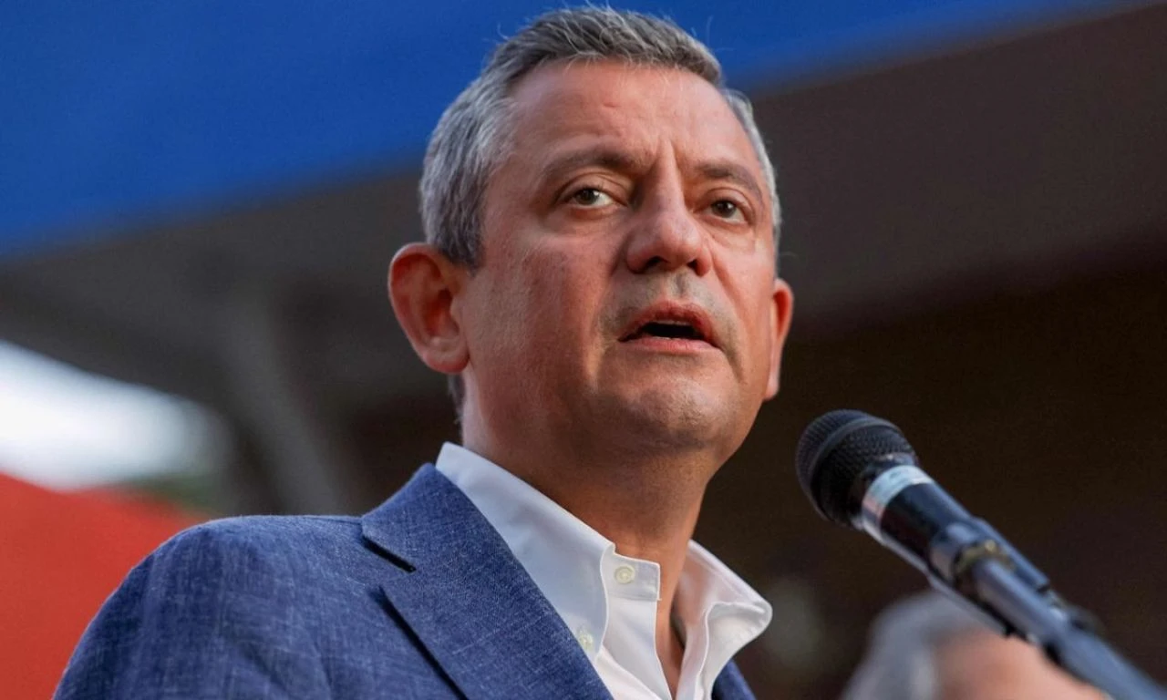 Özgür Özel'den Numan Kurtulmuş'a çok sert anayasa tepkisi: El uzatanın elini kıracağız! - 1. Resim