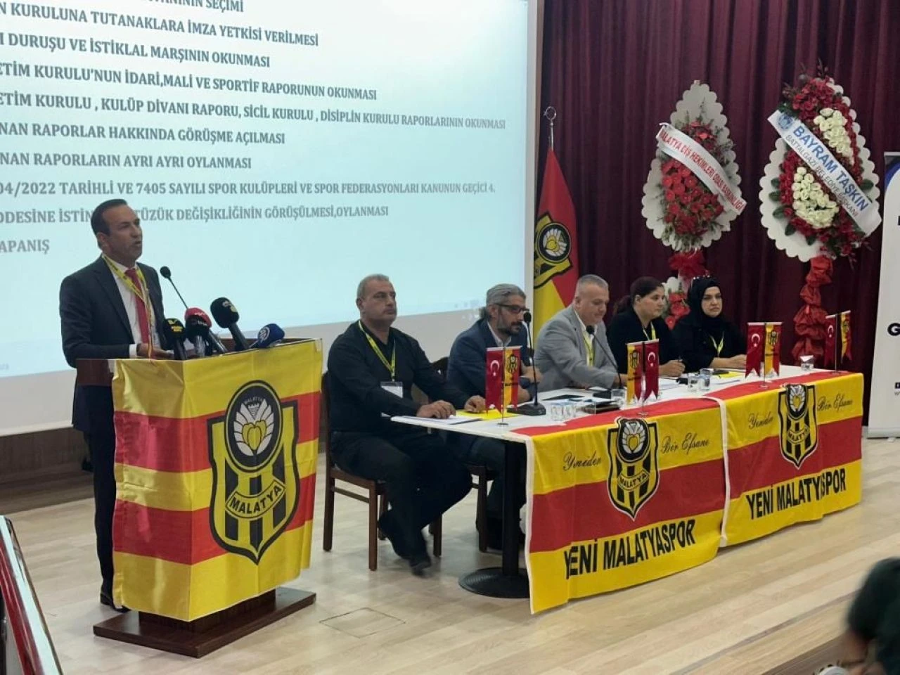 Yeni Malatyaspor'da olaylı kongre