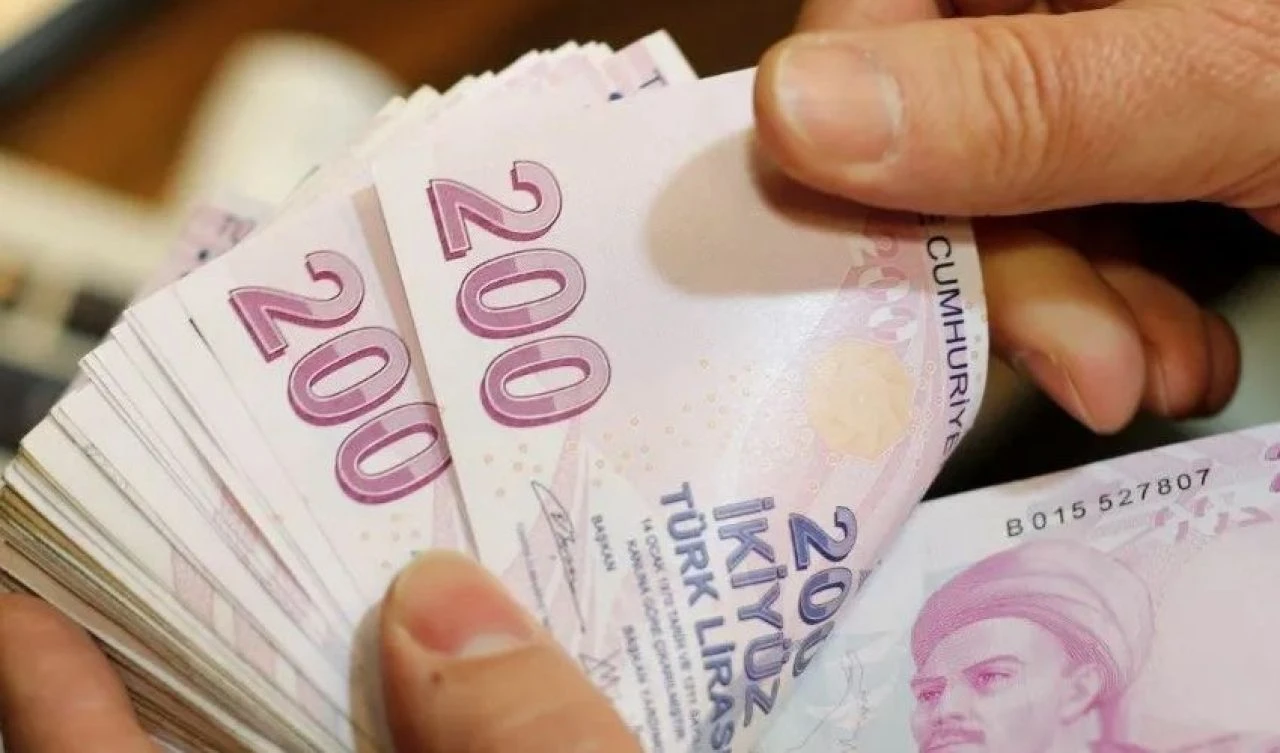 Asgari ücret, memur ve emekli 2025 zam oranı! Uzman isim hesapladı: Seyyanen zam detayı dikkat çekti - 2. Resim