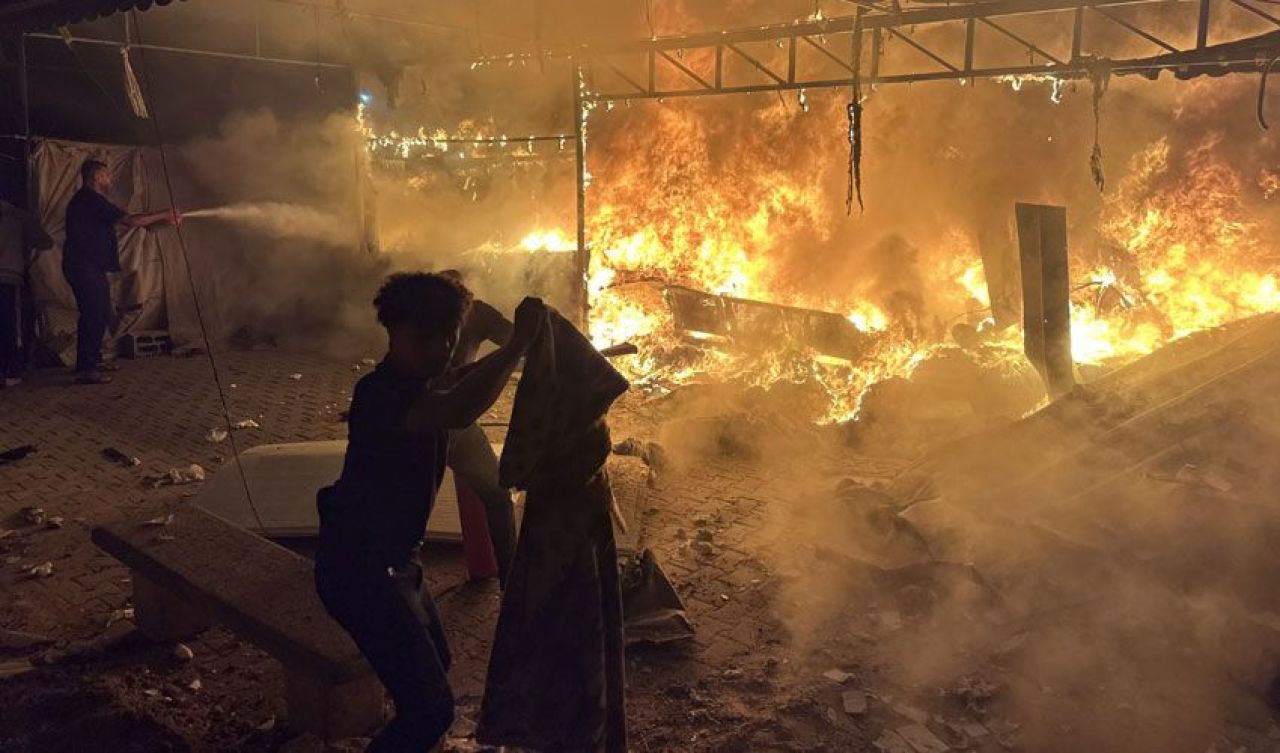 İsrail Generaller Planı'nı devreye koydu! Gazze'de çadırları okulları bombaladı: ''Ya terk et ya öl!'' - 1. Resim