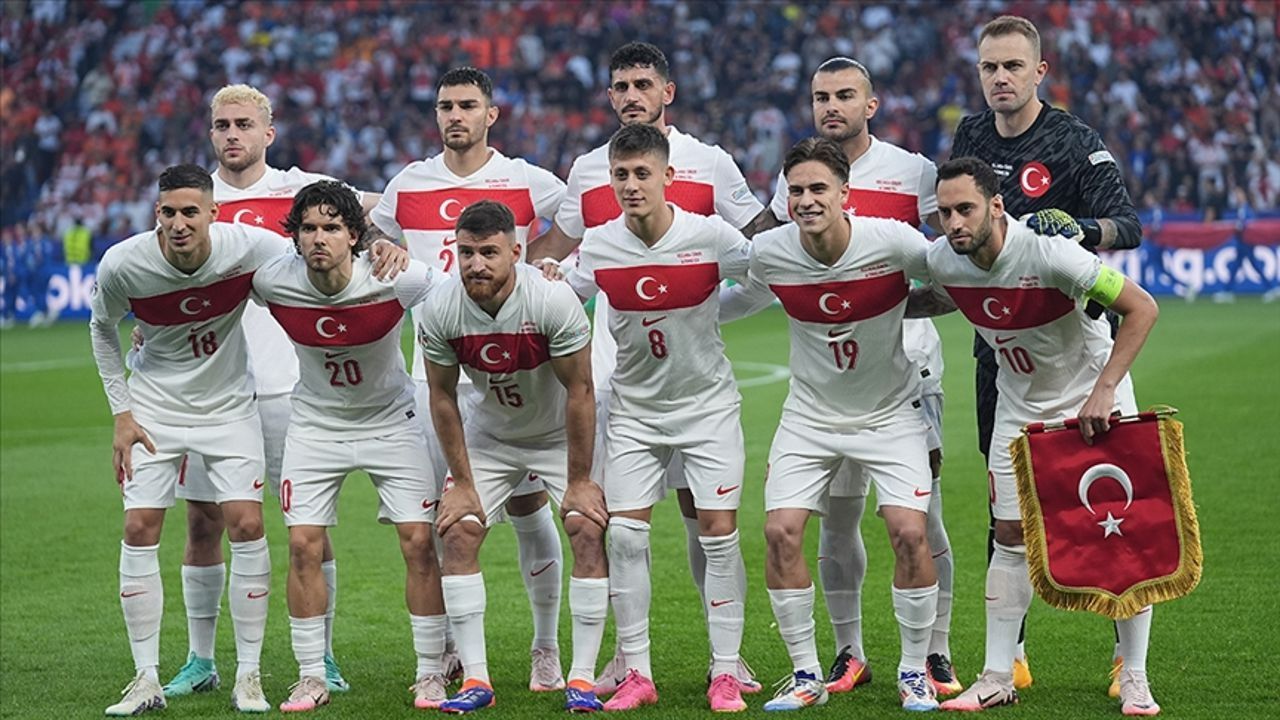 İzlanda-Türkiye maçının muhtemel 11&#039;leri belli oldu! Takımda iki eksik bulunuyor