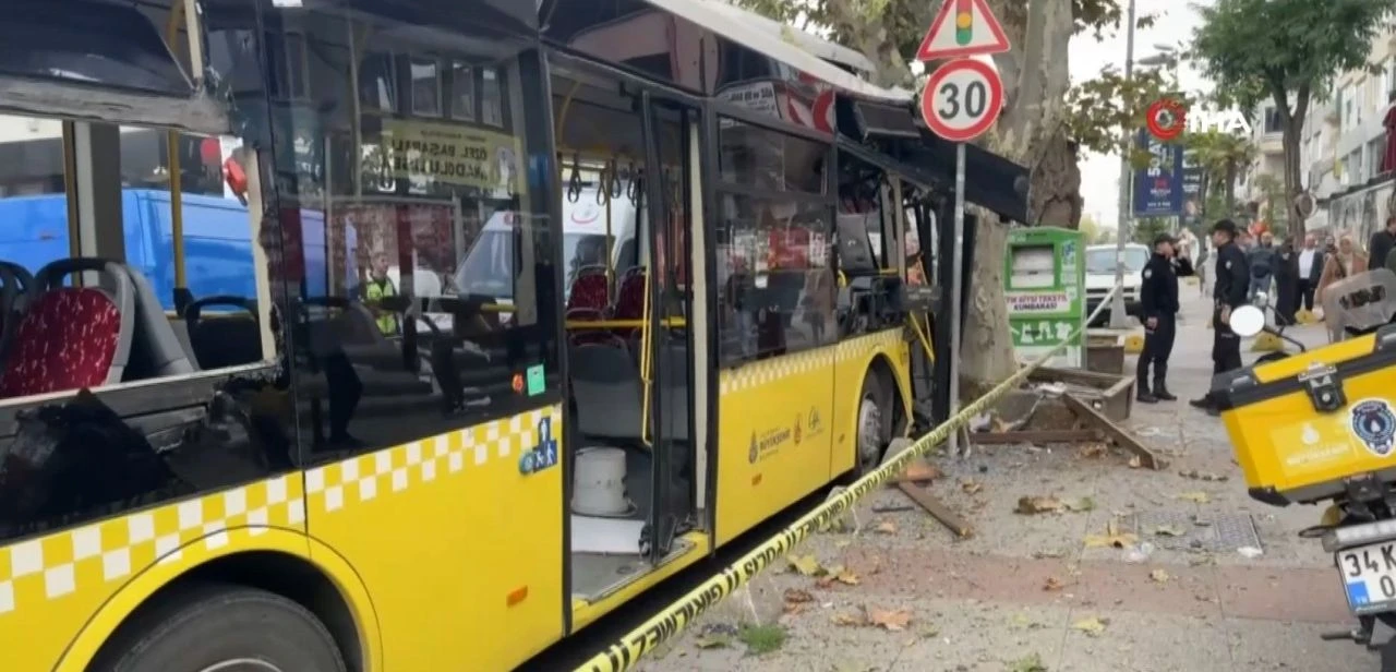 Son dakika | Bahçelievler'de İETT otobüsü kaza yaptı: Yaralılar var - 2. Resim