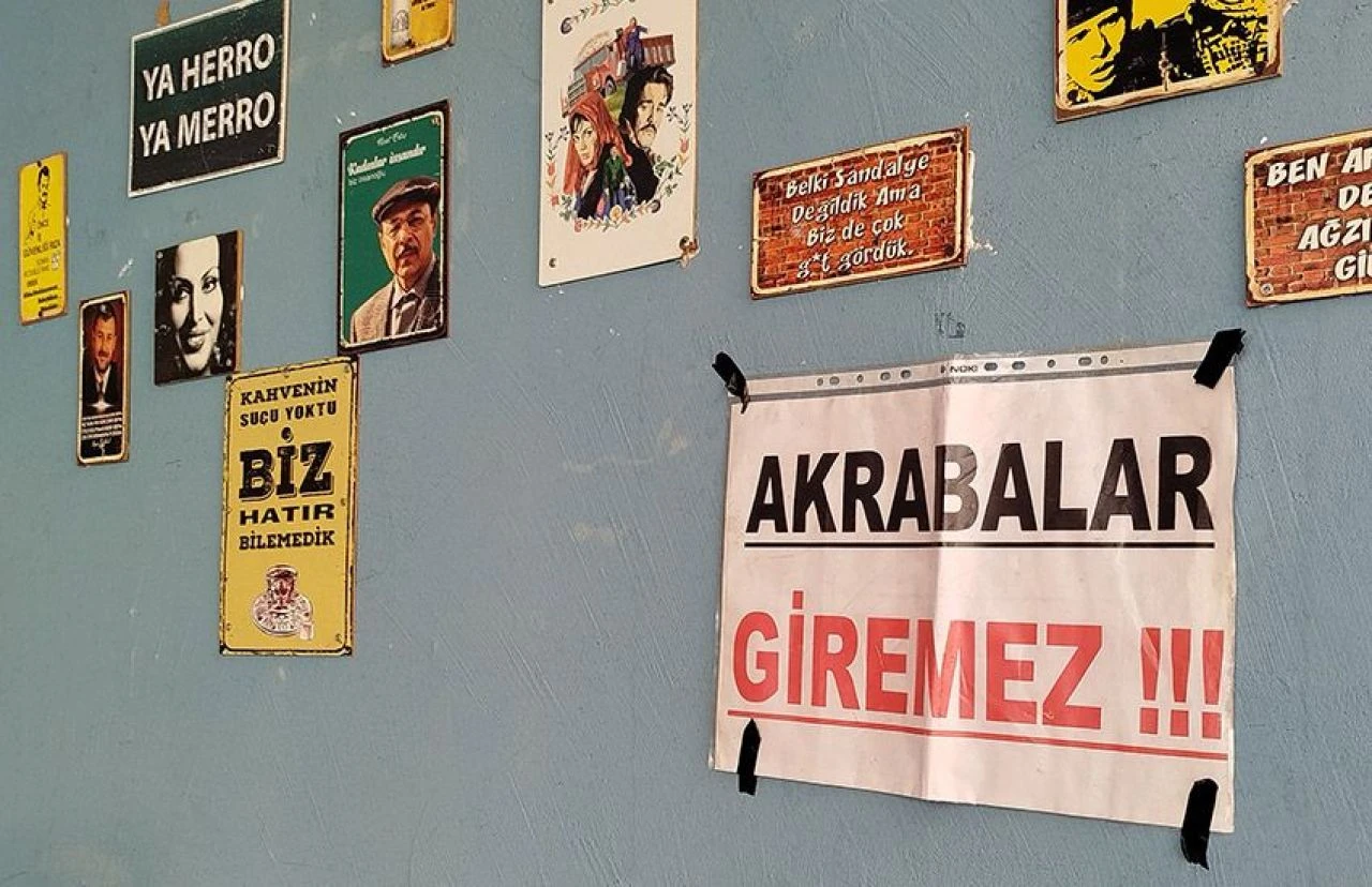 Bedavacı akrabalarına ateş püskürdü, dükkanda çözümü böyle buldu: Akrabalar giremez! - 2. Resim