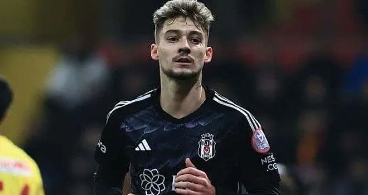 Beşiktaş'ta 2 ayrılık birden! Transferi çok konuşulmuştu... - 4. Resim