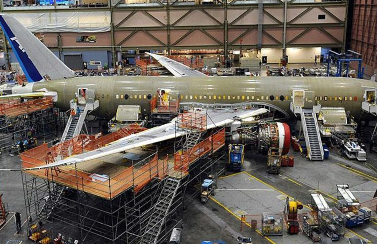 Dünya devinin parası bitti: Kapı kapı gezip borç arayacak - 2. Resim