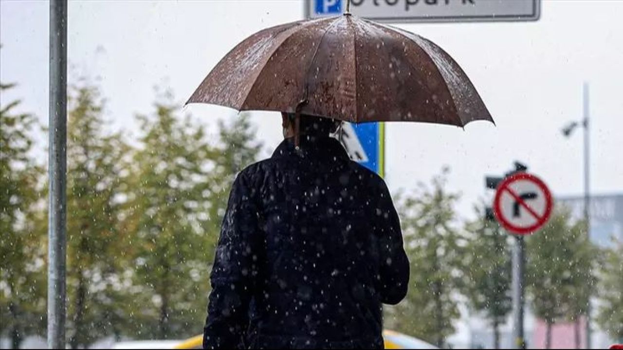 İstanbullular dikkat! Meteoroloji uyardı: Sıcaklıklar 4 ila 7 derece düşecek - 1. Resim