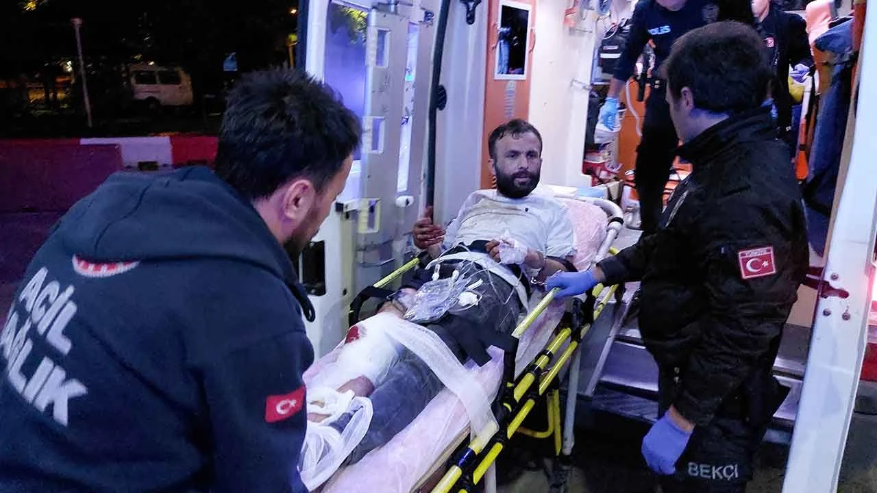 Polise bir saldırı da Samsun'da! Komiseri bıçaklayan saldırgan vuruldu - 1. Resim