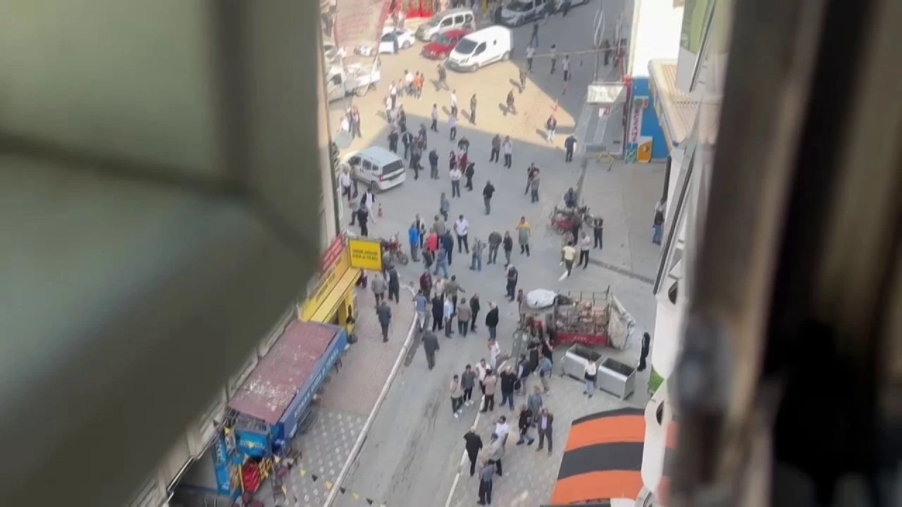 Son dakika | Malatya'da 5.9 büyüklüğünde deprem: Sarsıntı çevre illerden de hissedildi! Vatandaşlar sokağa döküldü - 2. Resim