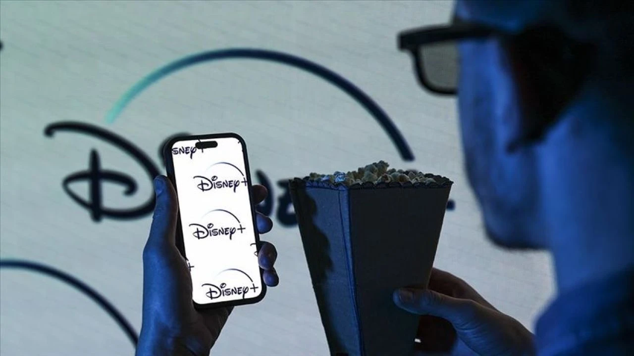 Disney Plus üyeliklerine gelen zamla beraber yıllık ve aylık ücreti değişti