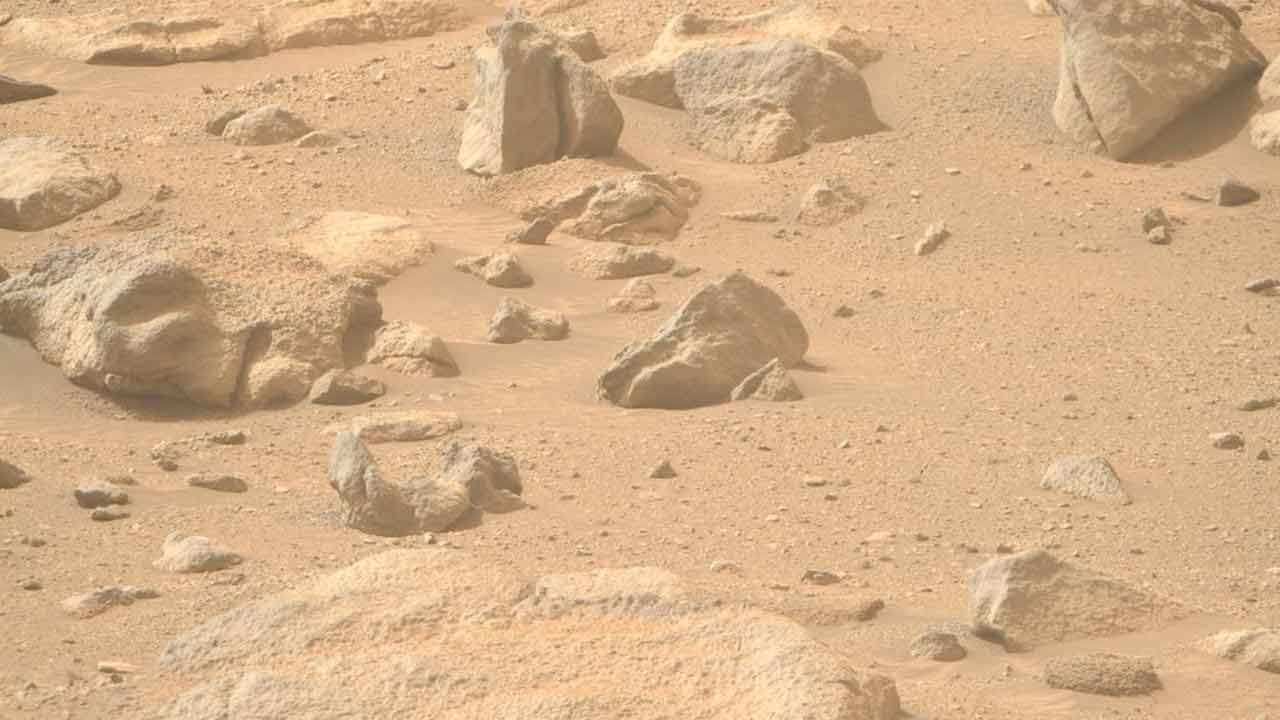 Mars&#039;ta ürküten keşif: İnsan yüzlü kaya görüldü!