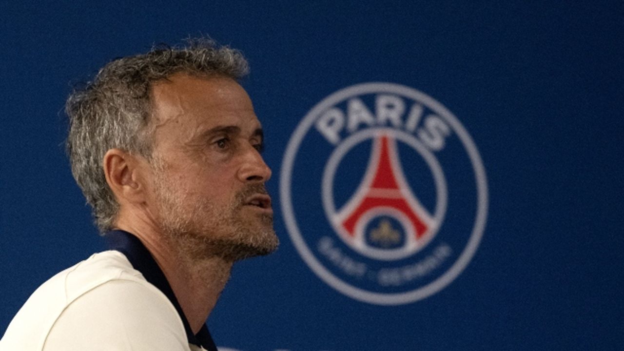 PSG, Luis Enrique ile nikah tazeledi!