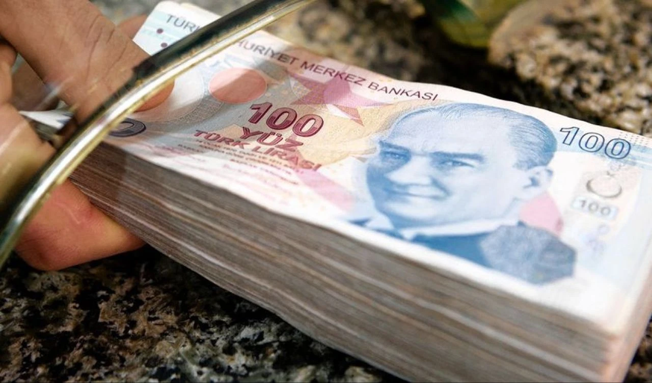 Emekli maaşı sisteminde değişiklik! Prim günleri hesaba katılacak, çifte maaş yatacak