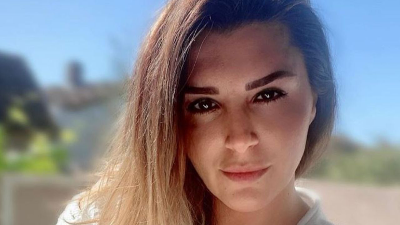 Kızılcık Şerbeti Cansu karakterini Semra San oynuyor