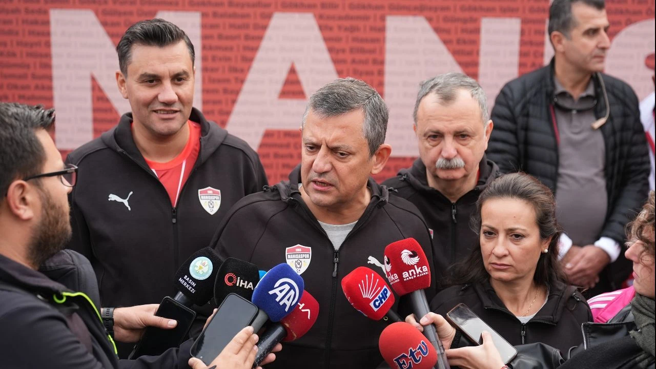 Özgür Özel'den Cumhurbaşkanı Erdoğan'a Lübnanlı sığınmacı tepkisi - 3. Resim