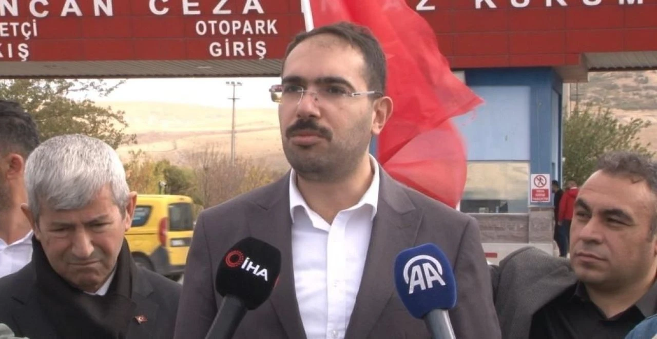 Fetullah Gülen’in ölümünü davul zurna ile kutladı - 1. Resim