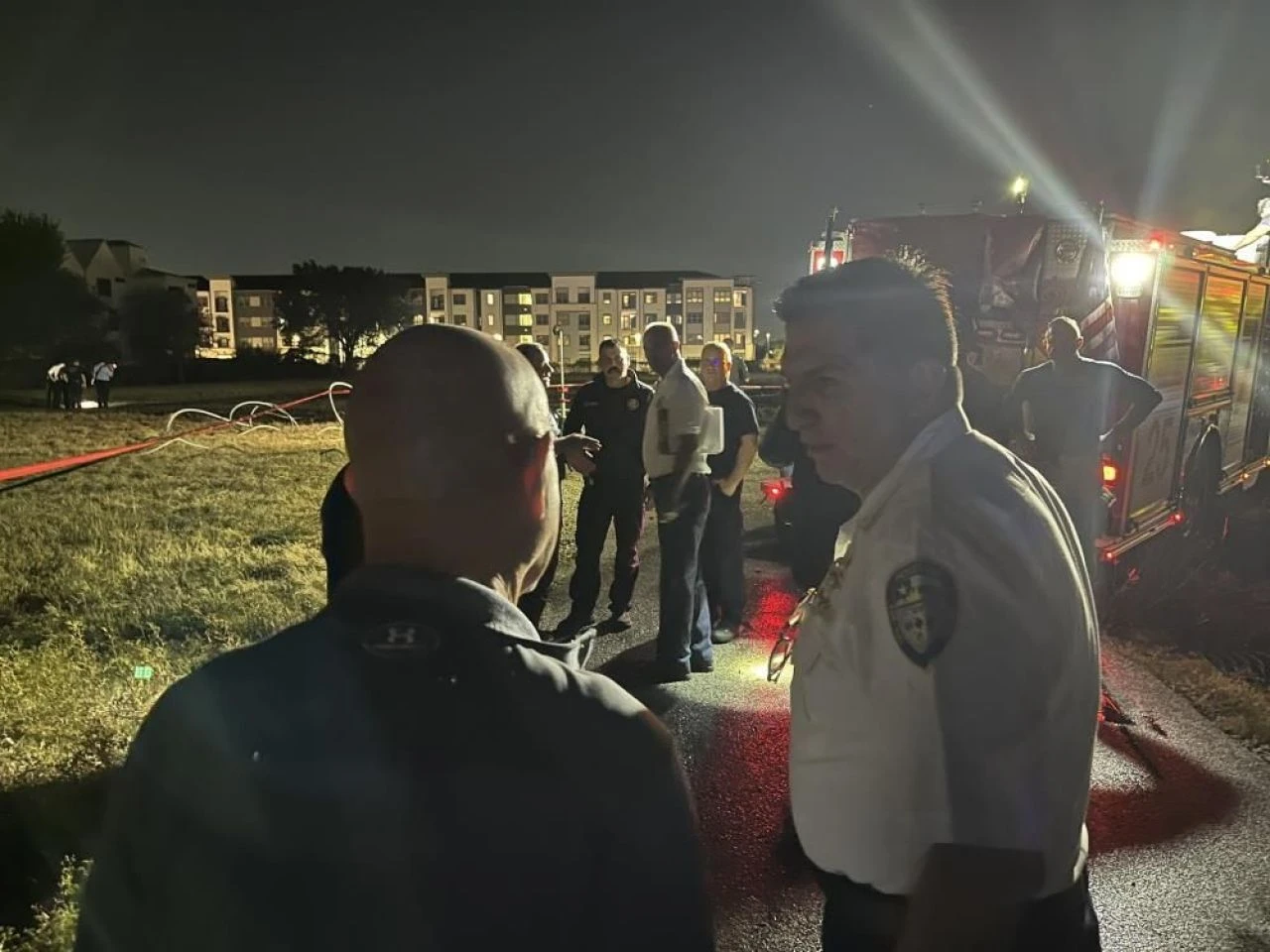 Helikopter radyo kulesine çarptı! Korkunç kazada 4 kişi öldü - 3. Resim