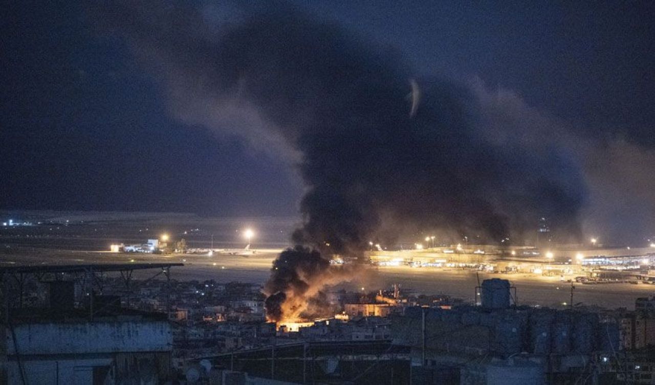 Son dakika | Beyrut'a hava saldırısına füzelerle karşılık! İsrail'in skandal talepleri ortalığı karıştırdı - 4. Resim