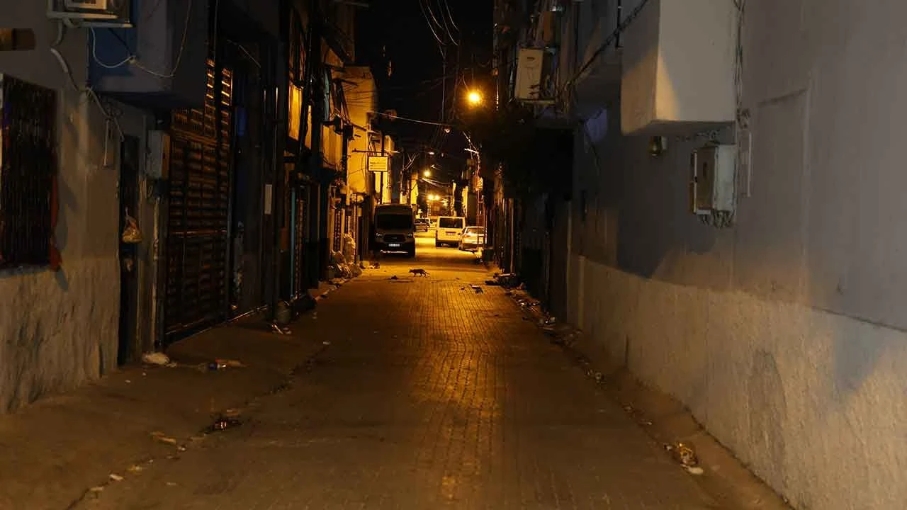 Adana'da damat dehşeti: Boşanma aşamasındaki karısını ve kayınbabasını vurdu! - 1. Resim