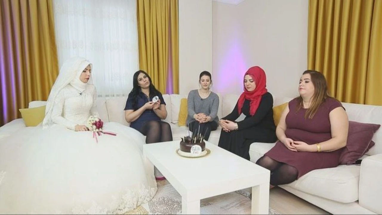 Ezgi Sertel’in Gelin Evi programında neden yer almadığına dair açıklama gelmedi - 2. Resim