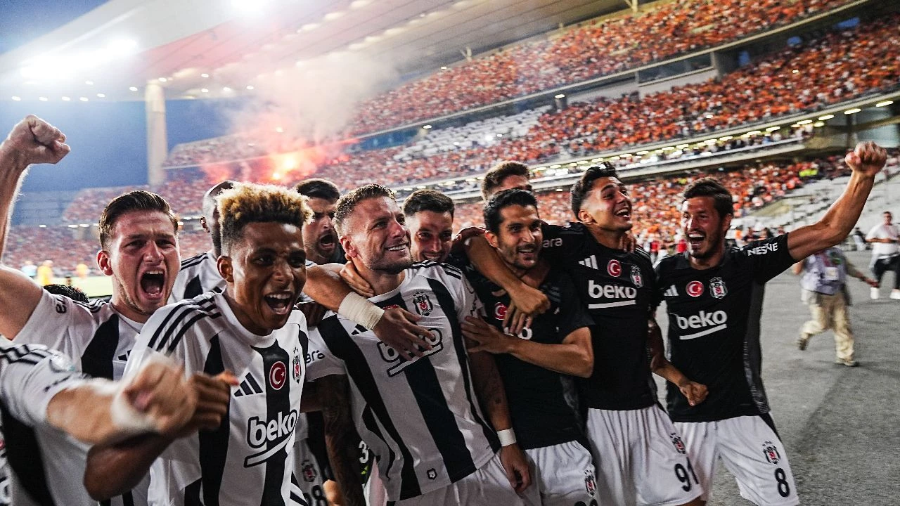 Galatasaray-Beşiktaş maçının biletlerinin önümüzdeki günlerde satışa çıkması bekleniyor - 2. Resim