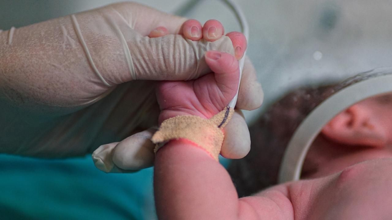 Yenidoğan çetesi soruşturması! Afyonkarahisar’daki o hastane için yapılan yorumlar gündem oldu