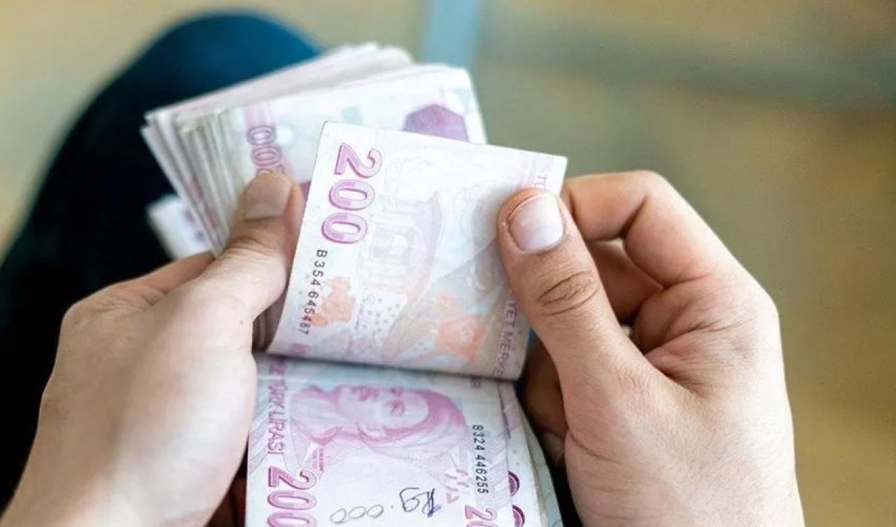 0 faizli kredi 50 bin liraya dayandı! 9 banka tek tek kesenin ağzını açtı: İşte faizsiz kredi veren bankalar - 3. Resim