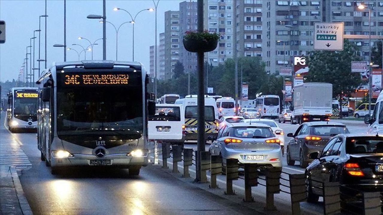 29 Ekim Cumhuriyet Bayramı’nda üç büyükşehirde toplu taşıma bedava! Marmaray, İzban, Başkentray ücretsiz mi?