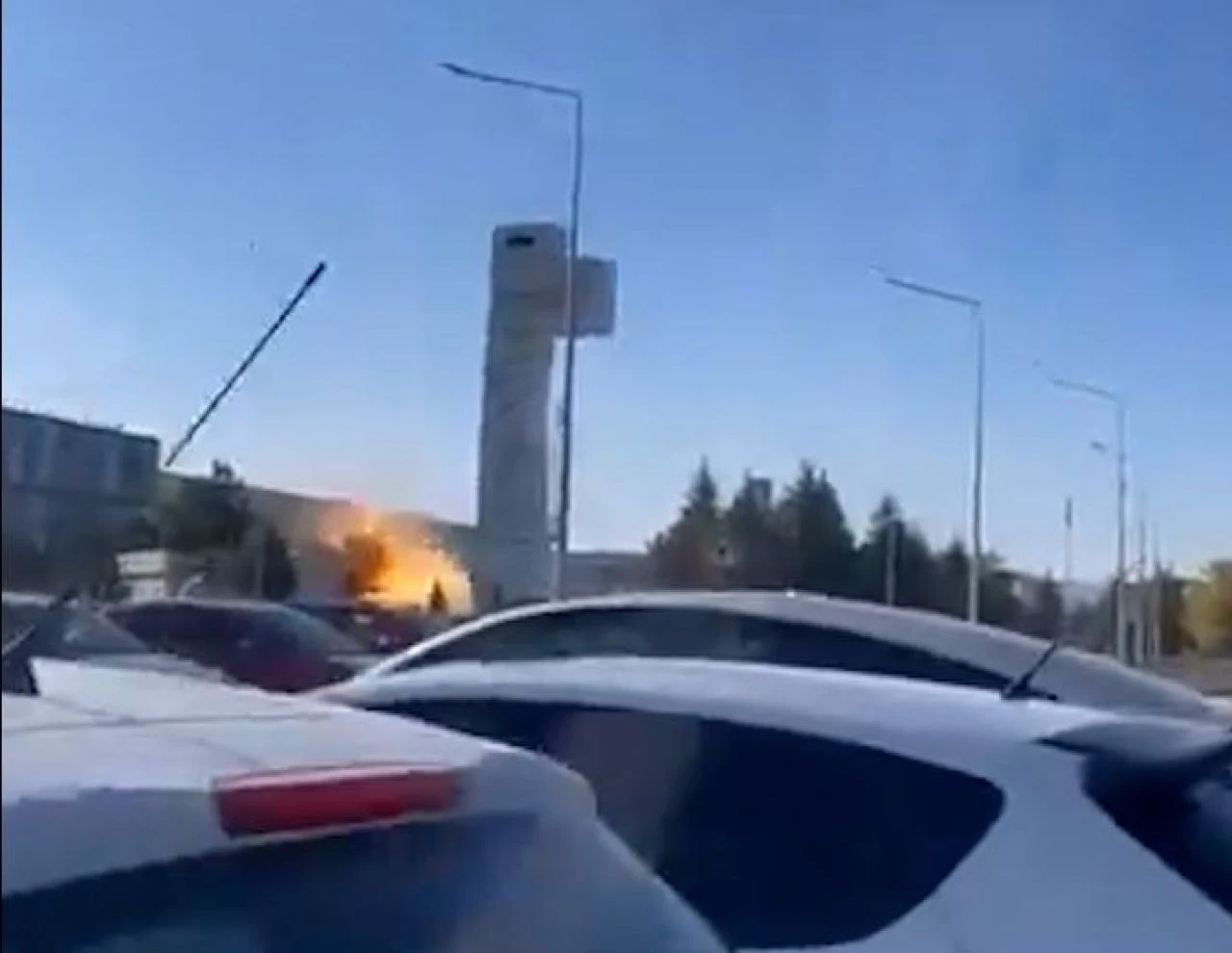 Ankara'da TUSAŞ tesislerine terör saldırısı! Patlama anı kamerada