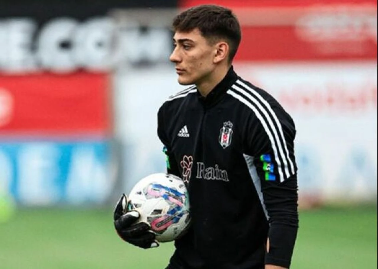 Beşiktaş'ın kalecisi Göktuğ Baytekin 19 yaşında! İlk defa A takım ile oynayacak - 1. Resim