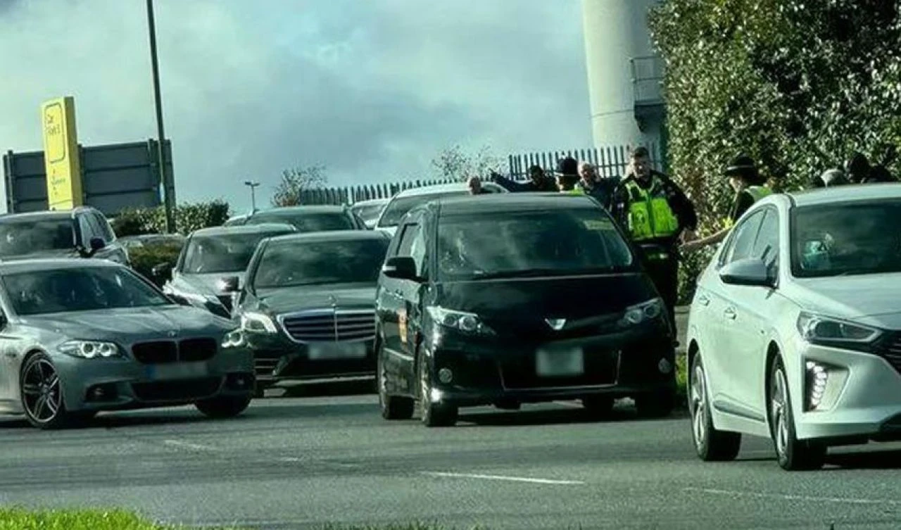 İngiltere'de bomba tehdidi! Tüm havalimanı tahliye edildi