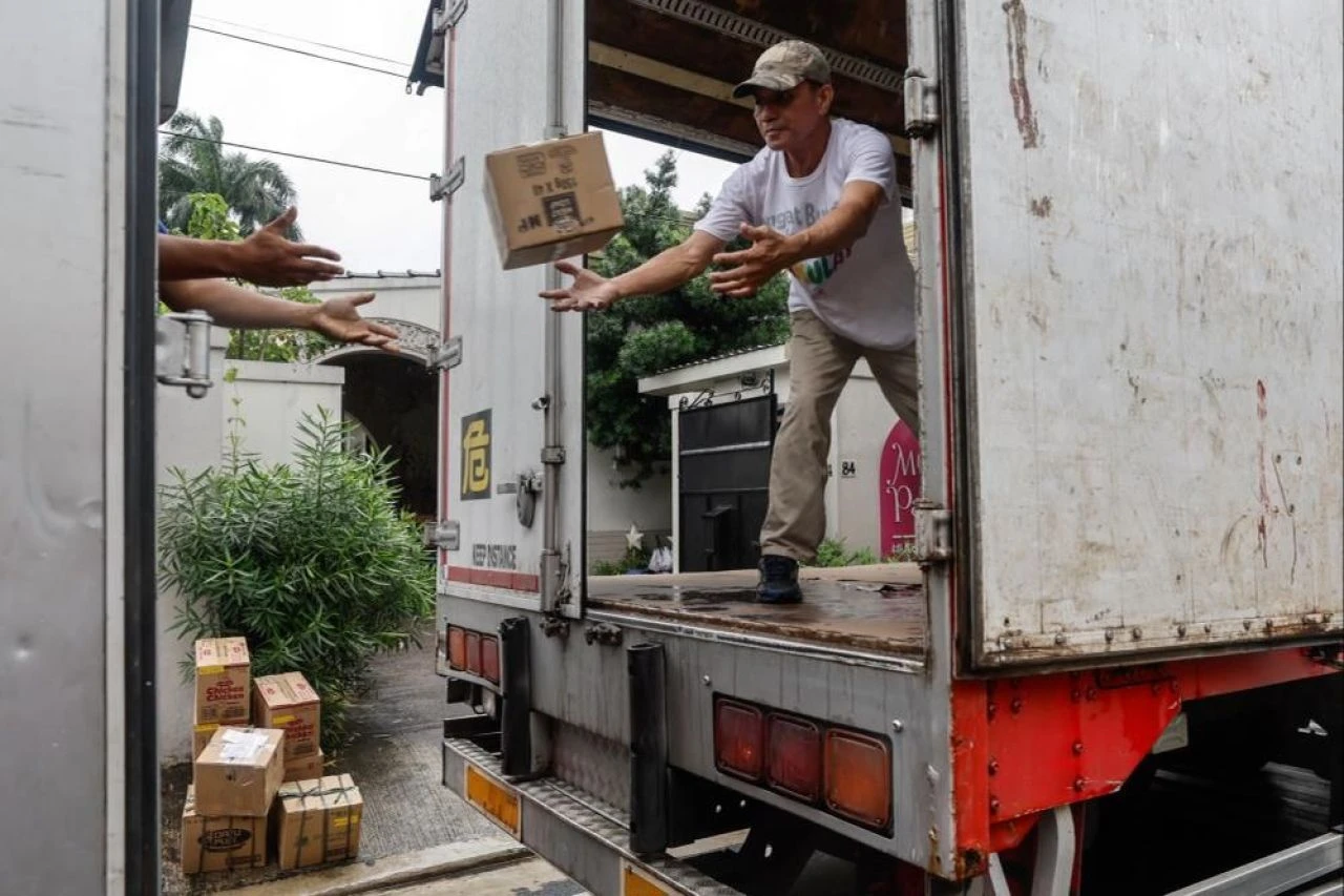 Trami Tropik Fırtınası ülkeyi yerle bir etti: Çok sayıda kişi hayatını kaybetti, arama kurtarma çalışmaları sürüyor - 4. Resim