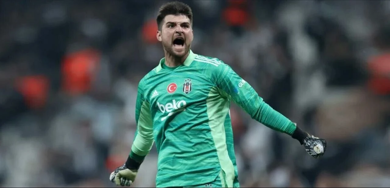 Ersin Destanoğlu Beşiktaş-Lyon maçında oynamayacağı iddia edildi! Beşiktaş'ta kaleci krizi