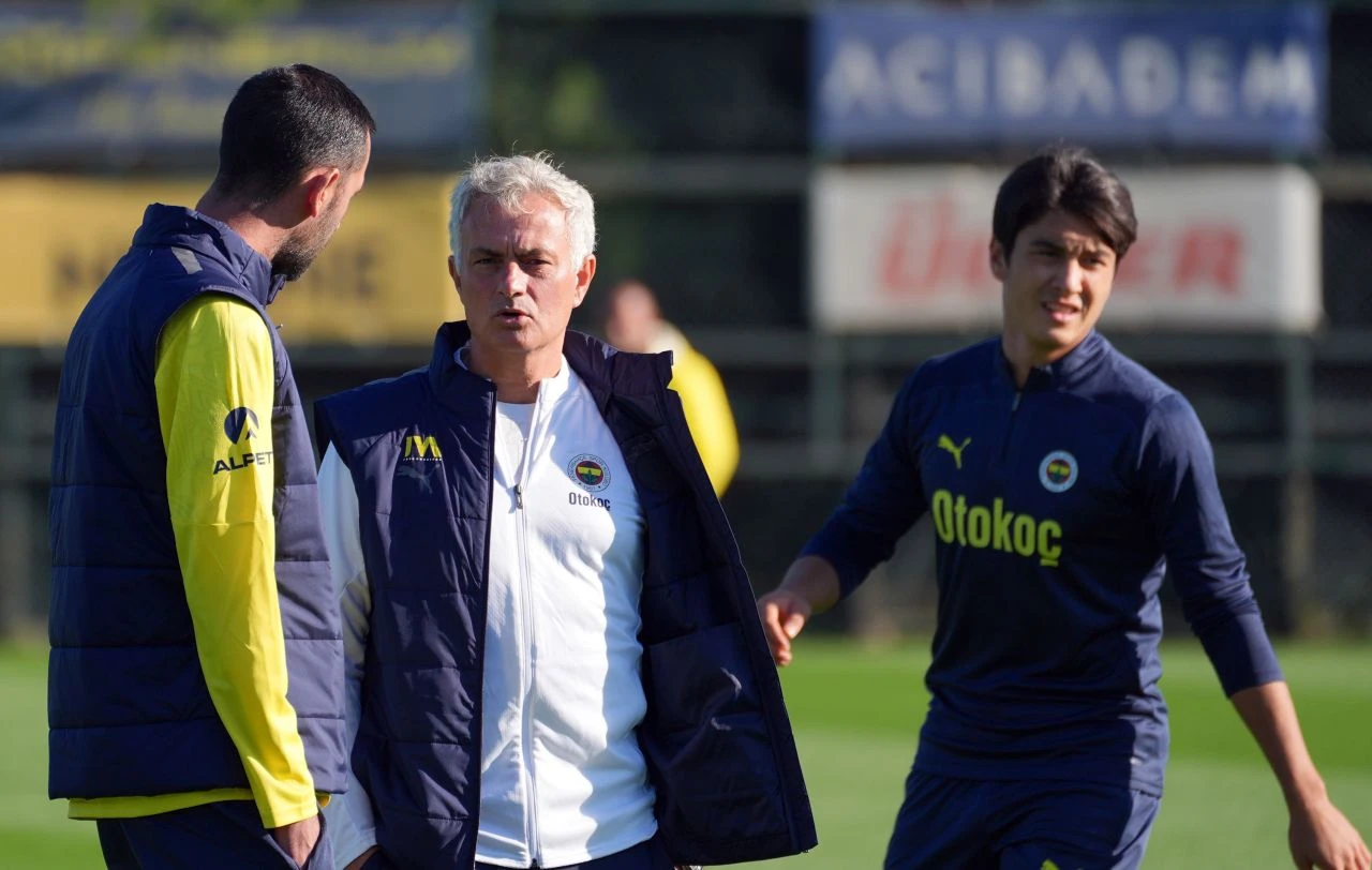 Fenerbahçe - Manchester United ile evinde karşılaşıyor! Muhtemel ilk 11'ler belli oldu - 1. Resim