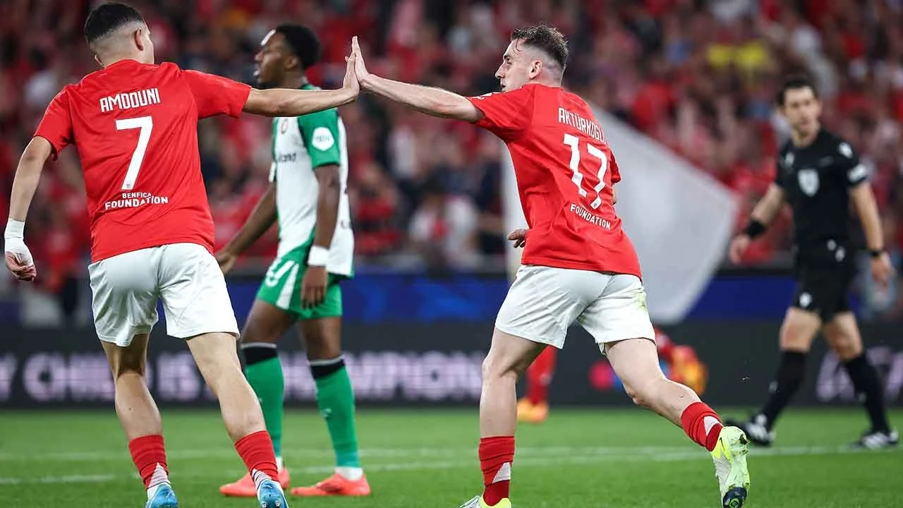 Kerem Aktürkoğlu durdurulamıyor! Feyenoordu da boş geçmedi, 3'te 3 yaptı - 2. Resim