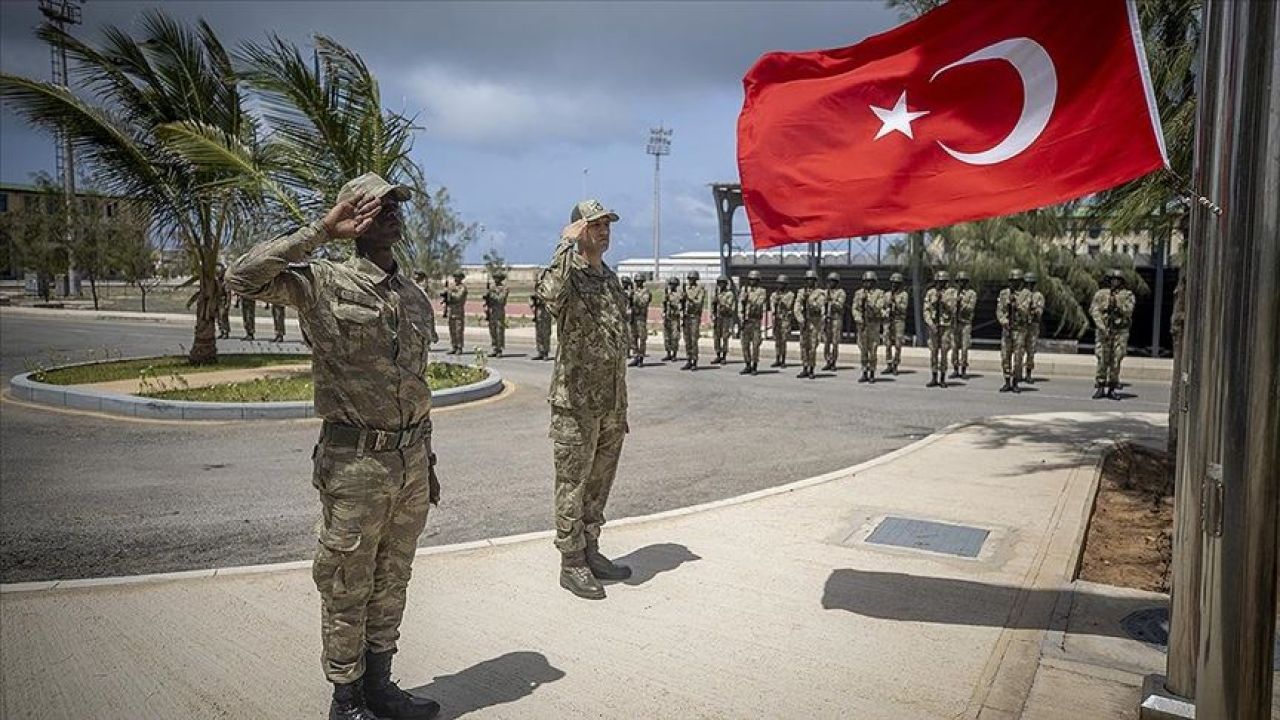 Son dakika! Mehmetçik’in Orta Afrika Cumhuriyeti'ndeki görev süresi uzatıldı: Tezkere Meclis'ten geçti! - 1. Resim