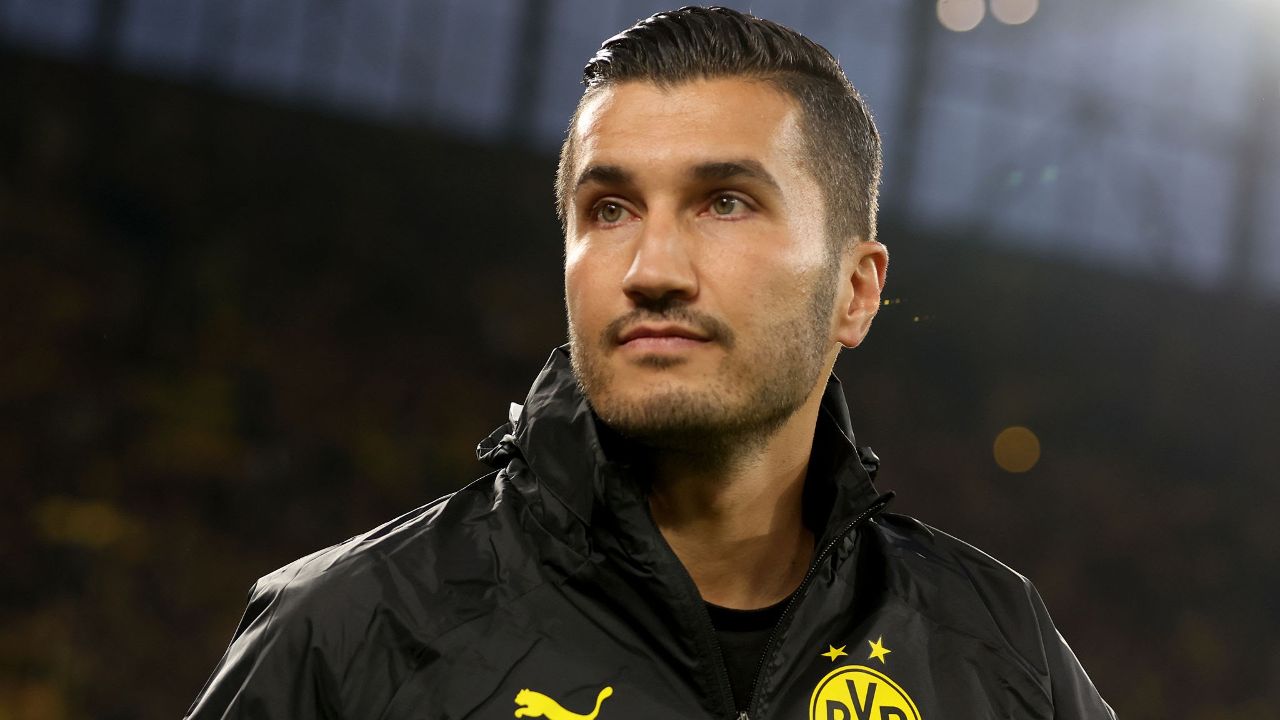 Dortmund&#039;ta Nuri Şahin krizi! Türk hoca medyanın hedefinde