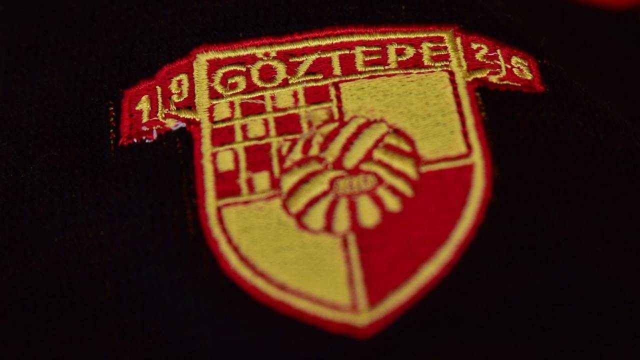 Göztepe 100. yıla özel formasını tanıttı!