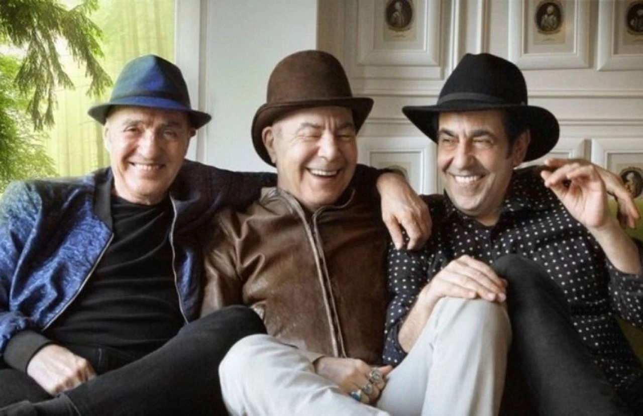 Mazhar Alanson kızı Eda Alanson'un ölümü sonrası ilk kez sahnede! Özkan Uğur'u da unutmadı