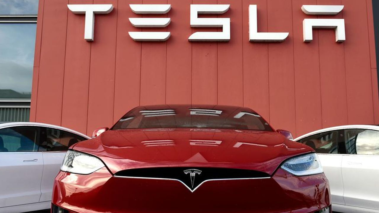 Ucuz Tesla geliyor! 2025 yılında piyasaya çıkacak