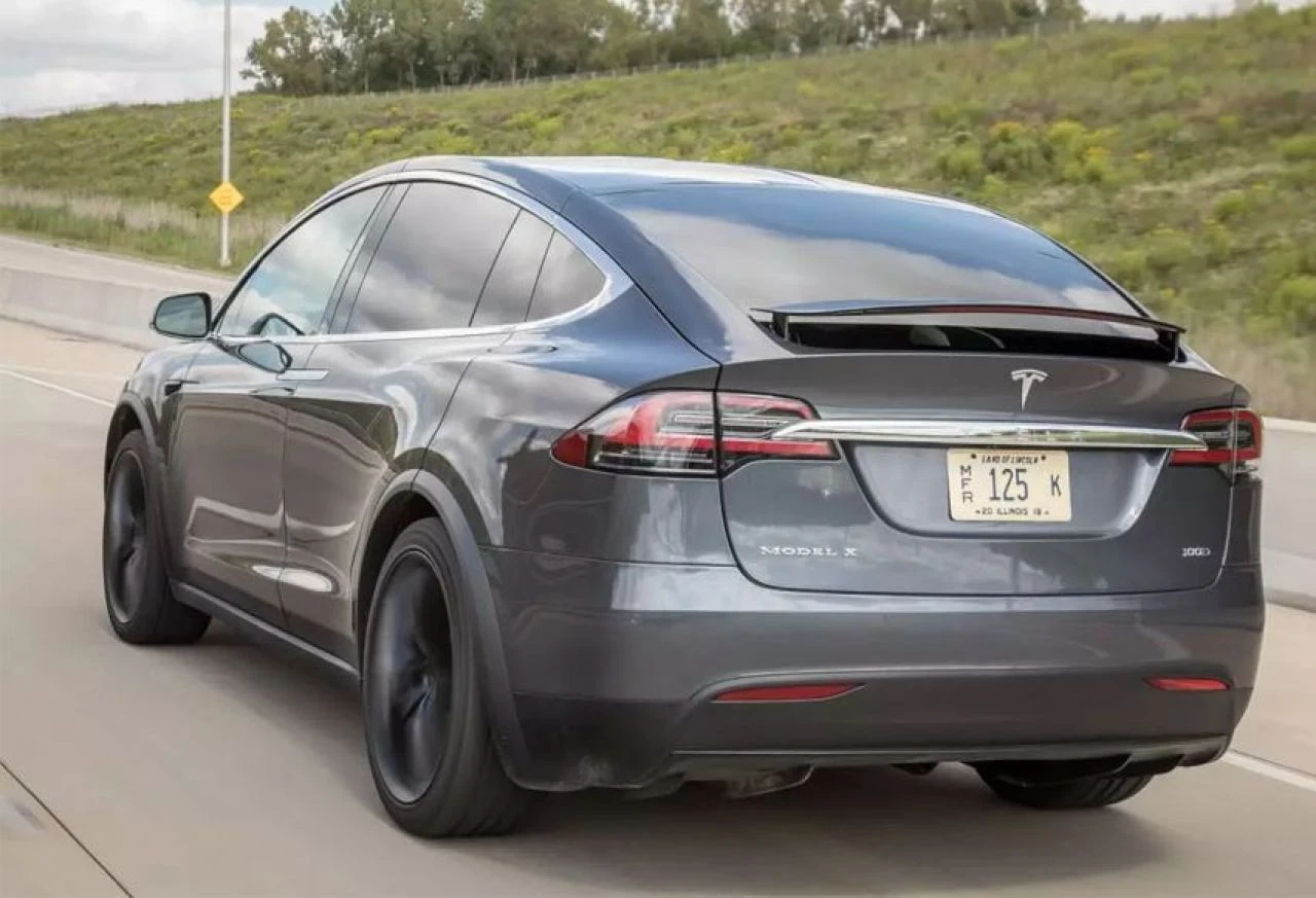 Ucuz Tesla geliyor! 2025 yılında piyasaya çıkacak - 1. Resim