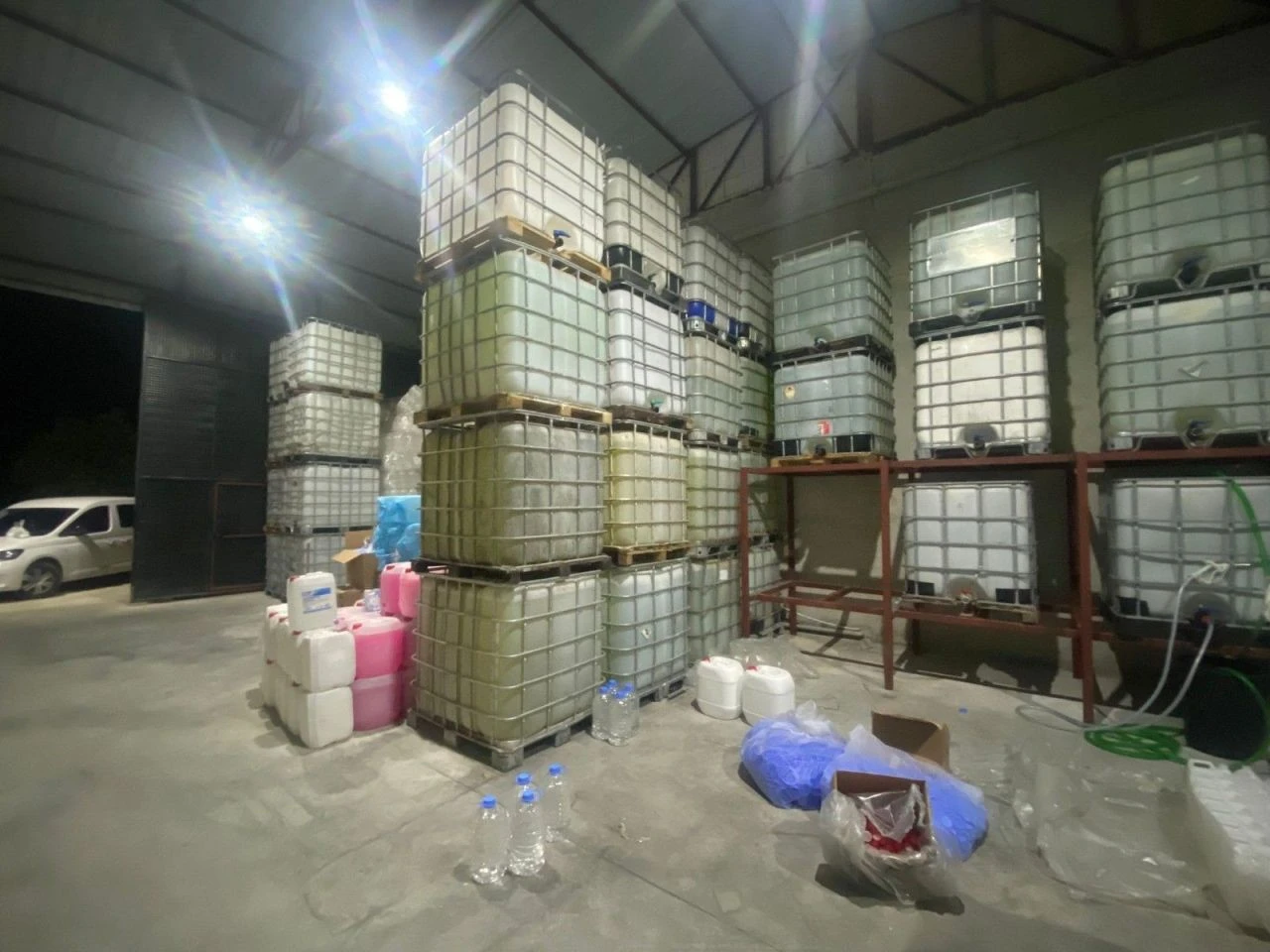 Yılbaşı öncesi piyasaya süreceklerdi! Değeri tam 30 milyon lira! - 1. Resim