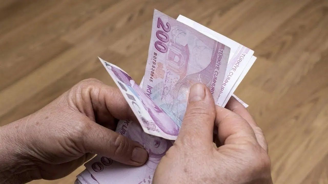 Bankalardan emekli promosyonu hamlesi geldi! İşte en yüksek emekli promosyonu veren bankalar...