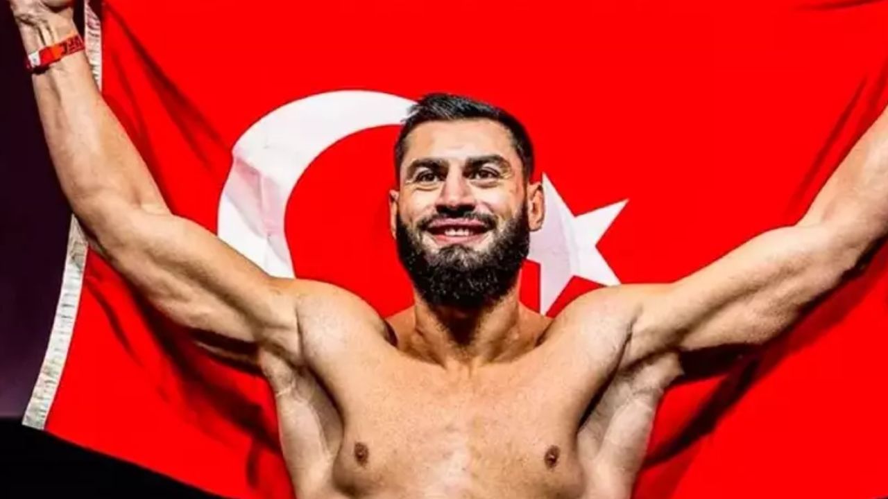 İbo Aslan&#039;dan UFC&#039;de tarihe geçecek mücadele! Rakibini 50. saniyede nakavt etti