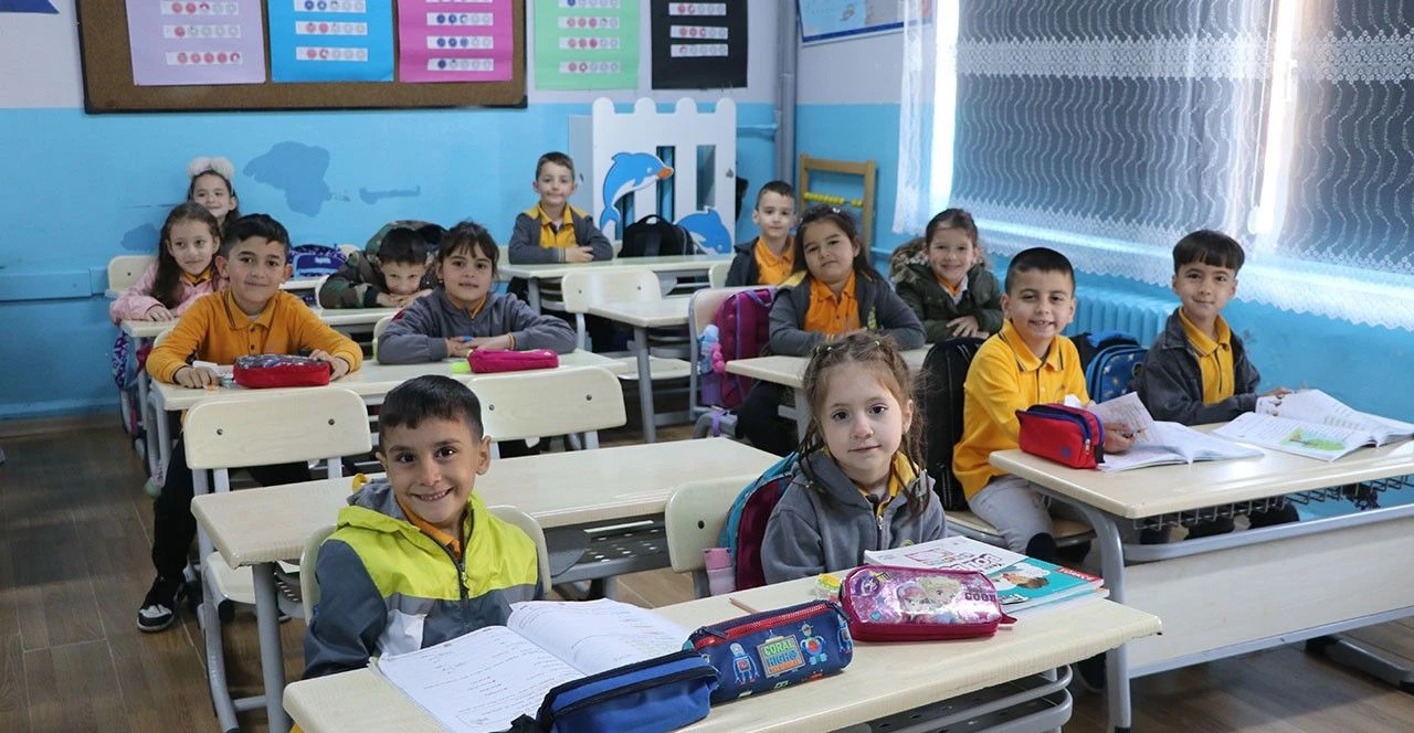 Ara tatil merakla bekleniyor! 9 gün tatil ne zaman?