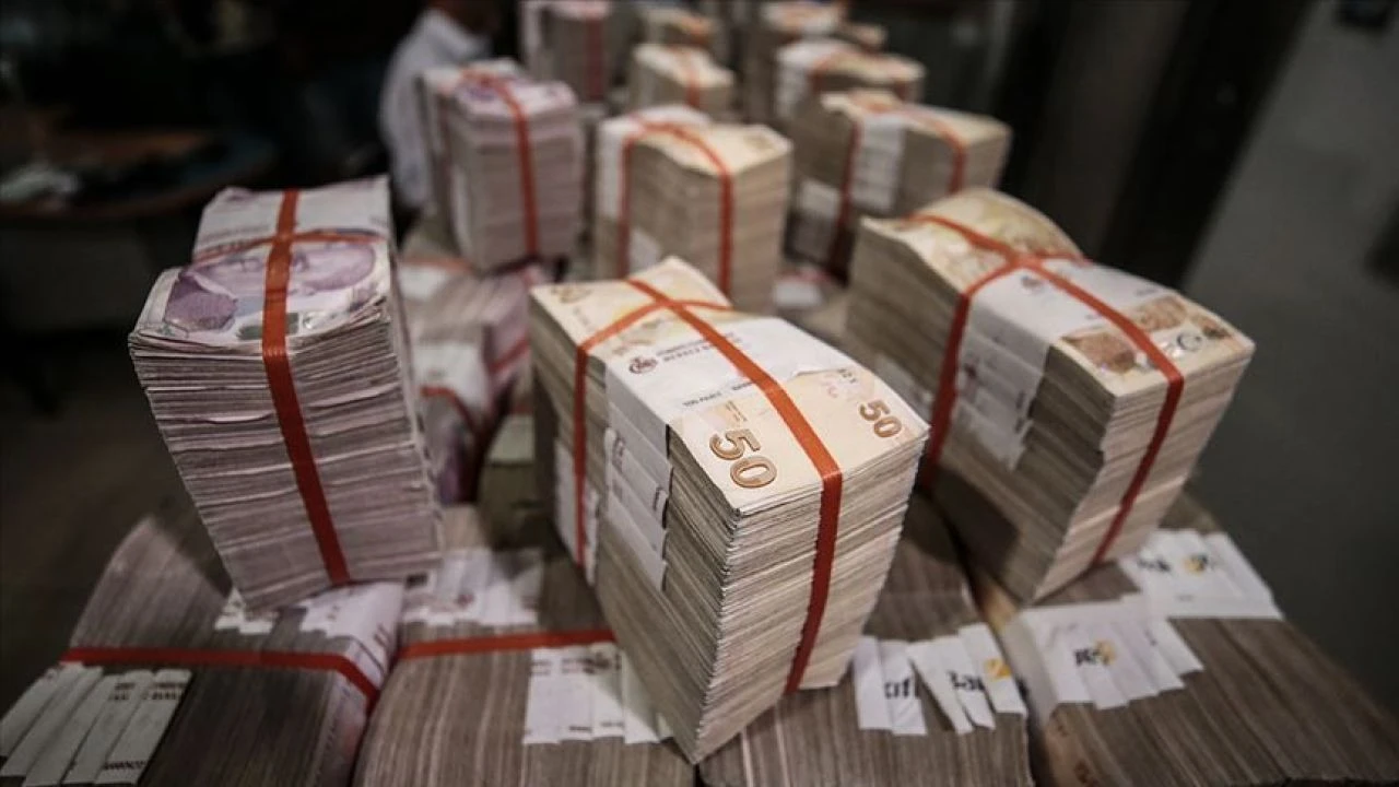 Bankalar nakit para toplama yarışına girdi! 1 milyon liranın 32 günlük getirisini duyan bankaya koşuyor - 10. Resim