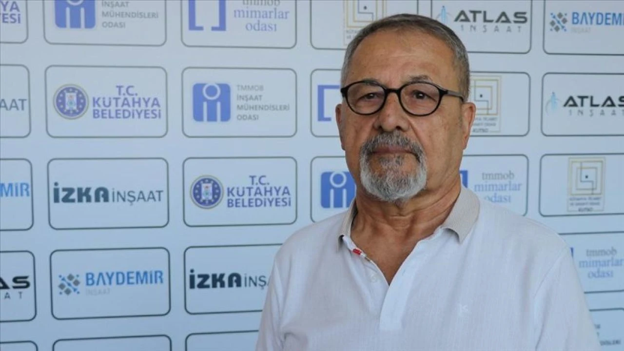 Deprem uzmanı Naci Görür sosyal medyadan isyan etti: Haddini bilmeli - 1. Resim