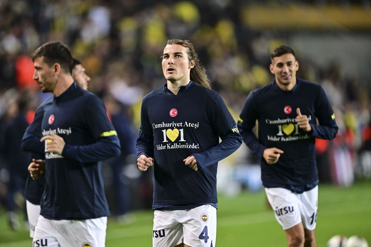 Fenerbahçe taraftarı önünde kazandı! Bodrum engelini 2 golle geçti