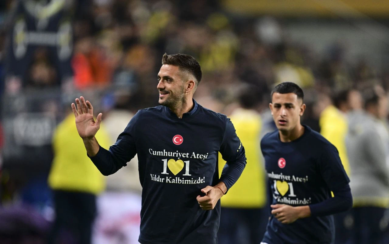 Fenerbahçe taraftarı önünde kazandı! Bodrum engelini 2 golle geçti